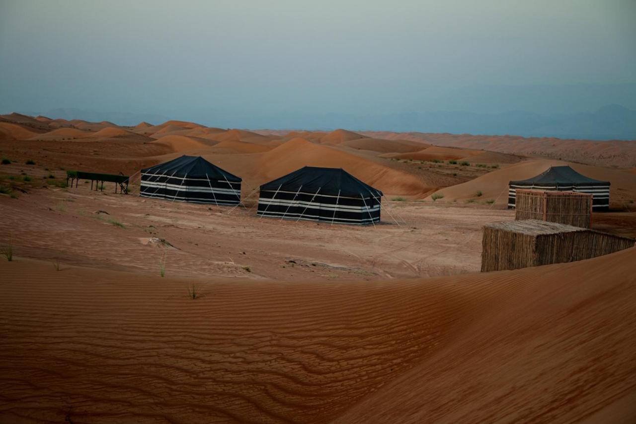 ホテル Wahiba Bedouiens Privae Camp Badīyah エクステリア 写真